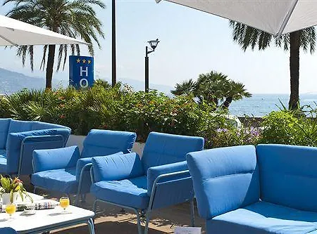 Victoria 4*