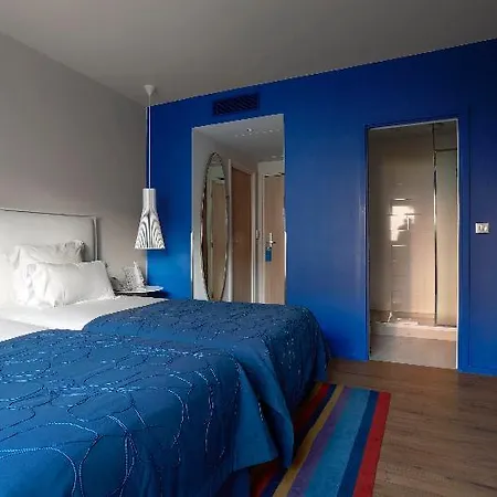 מלון Victoria 4*