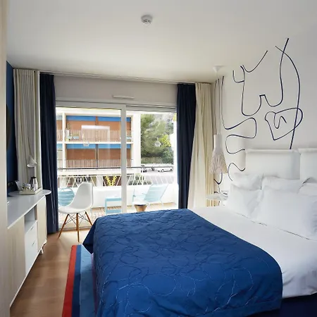 Отель Victoria 4*