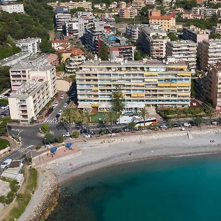 فندق Victoria 4*