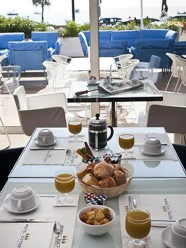 Victoria Hotell 4*